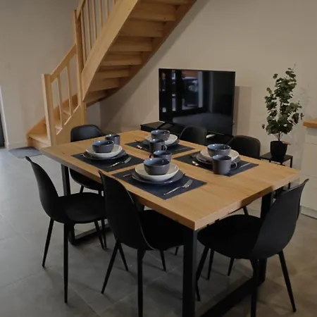 Na Skraju - - Rekreacyjne Lokal C Дом отдыха *